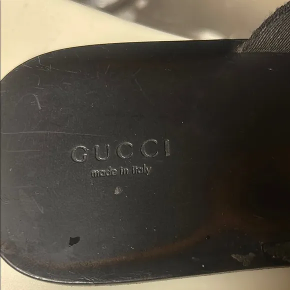 Gucci Black Leather Sandals