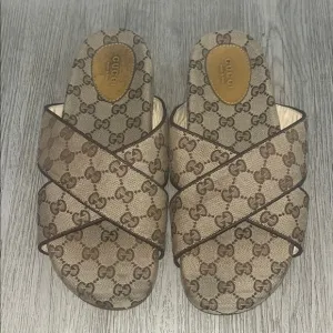 Gucci Men’s Brown Slide Sandals
