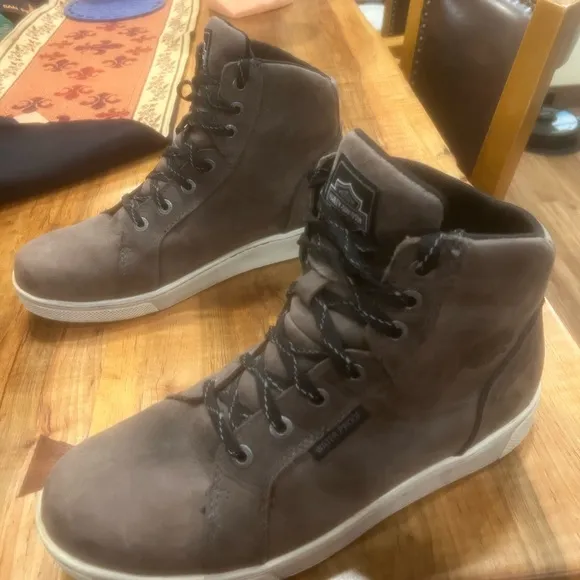 Harley Davidson men’s midland boots size 9 in GUC
