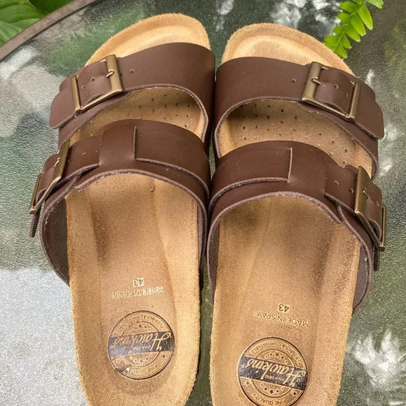Hawkins Brown Leather Sandals