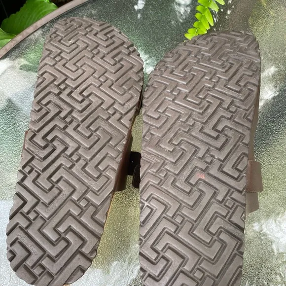 Hawkins Brown Leather Sandals