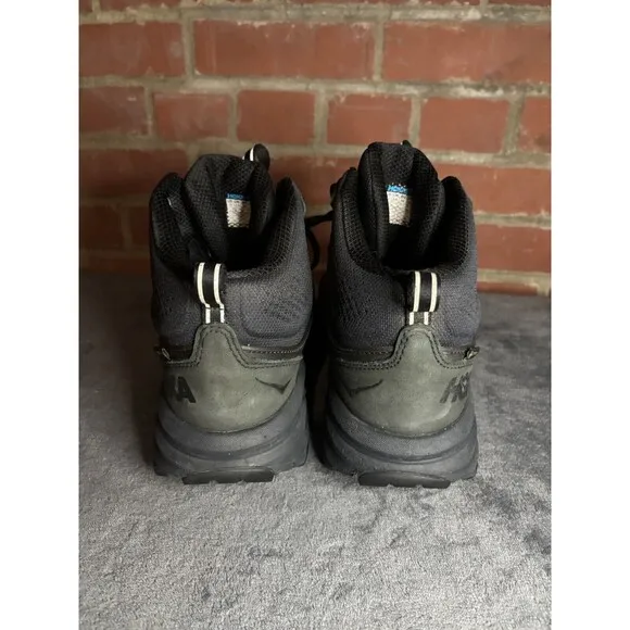 Hoka One One Challenger Mid Gtx Shoes Mens Black Hiking Boots Outdoors Size 10