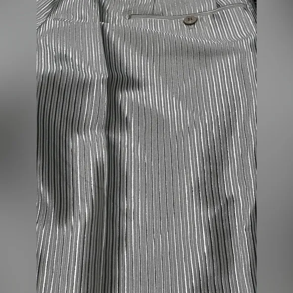 Hugo Boss Men’s 33x32 Gold Shiny Pin Striped Dress Pants Pleated