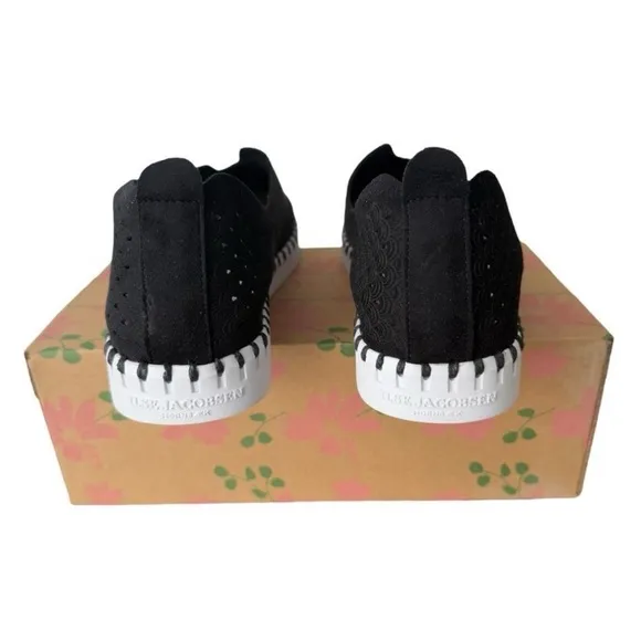 ILSE Jacobsen Hornbaek Style Tulip 139 Perforated Black Shoes Size 39 US 8.5-9