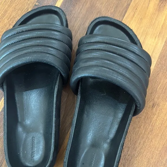 Isabel marant Black leather Slide Sandals