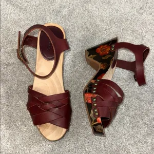 Isabel Marant Red Henna Bianca Leather Wooden Wedge Floral Print Sandals size 8
