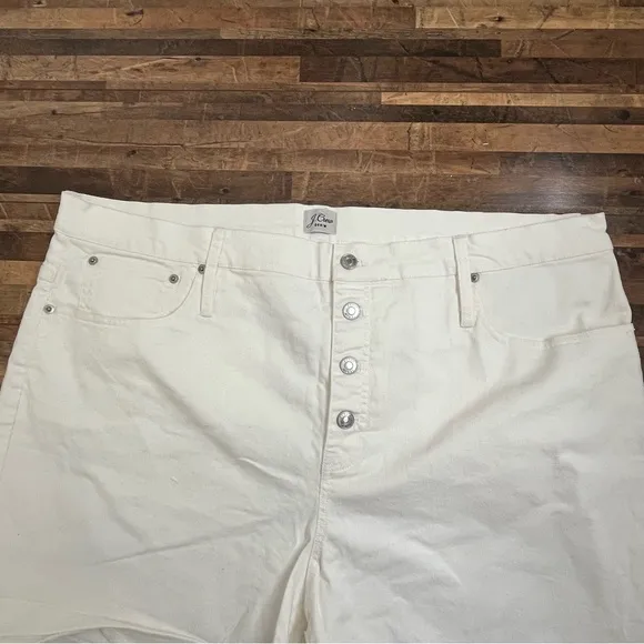 J. Crew High-Rise Denim Short in White with Button Fly Sz 36