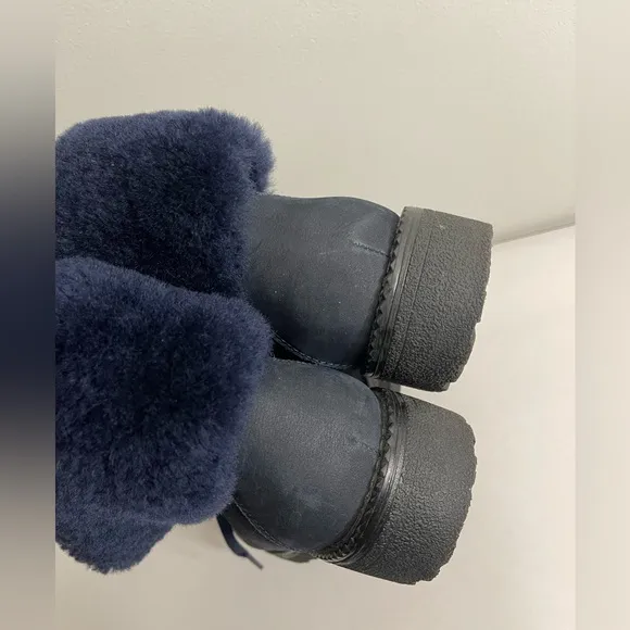 J Crew women’s Navy Blue Shearling Lined Combat Winter Boots Sz 8.5 Like New
