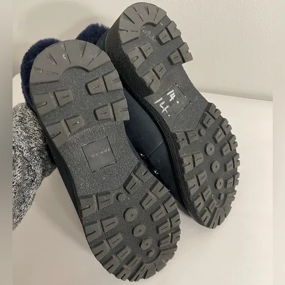 J Crew women’s Navy Blue Shearling Lined Combat Winter Boots Sz 8.5 Like New
