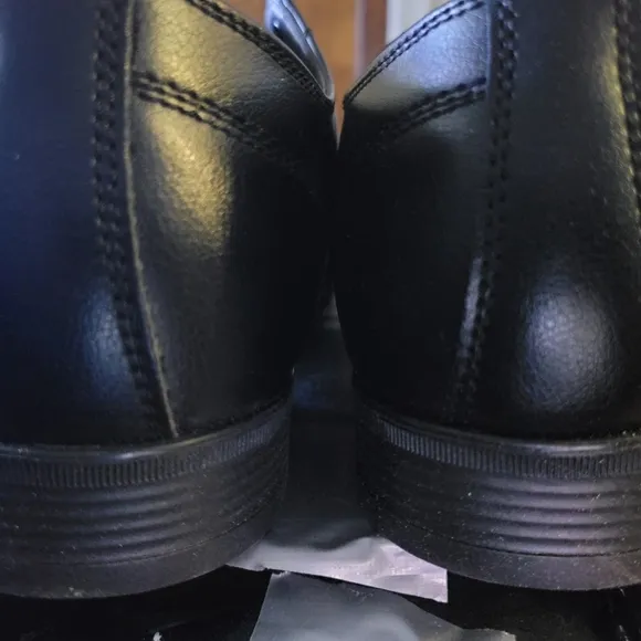 J Ferrar Men's Dress Shoes Size 10M (Brand New)