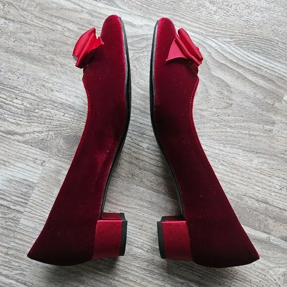 J. Renee Cameo Red Velvet Low-Heel Pump Dress Shoes w/ Bow Accents Size 9M