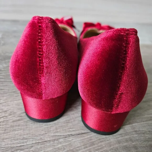 J. Renee Cameo Red Velvet Low-Heel Pump Dress Shoes w/ Bow Accents Size 9M