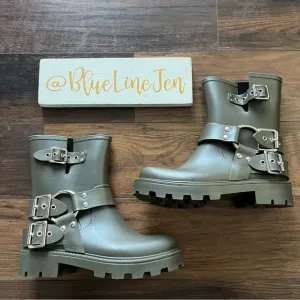 Jeffrey Campbell Controller Buckle Ankle Boots in Olive NWOT