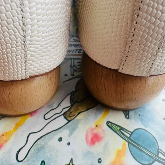 Jeffrey Campbell Viona WD Cream loafers size 8