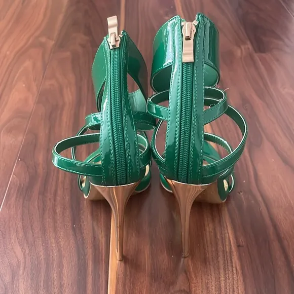 Jessica Green Rich Goddess Sandal Heels size 36