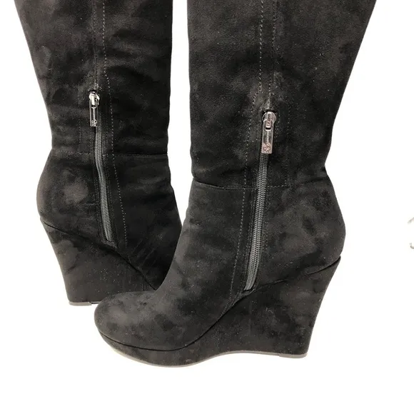 Jessica Simpson Black Winter Knee-High Boots. Sz 9. Worn few times. Comfy.