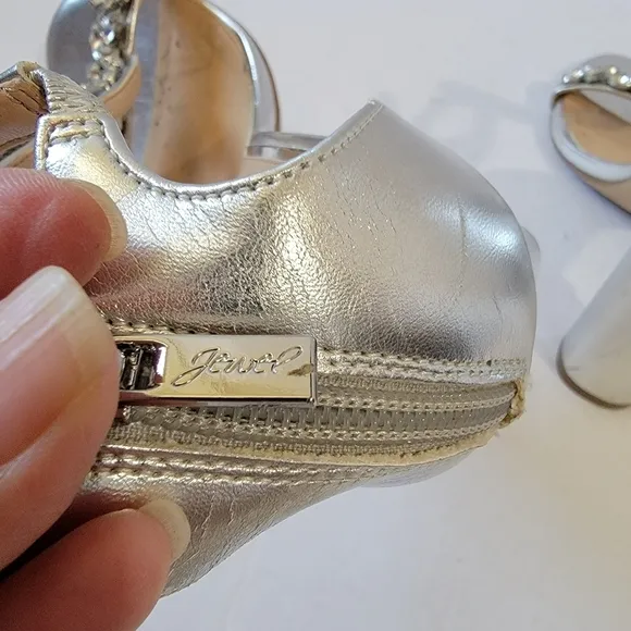 Jewel Badgley Mischka Silver Embellsihed Ankle Strap Formal Shoes Sz 7 Wedding