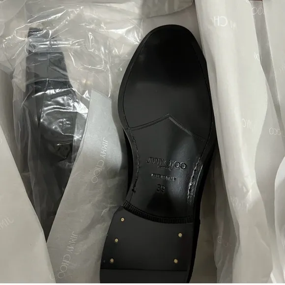 jimmy Choo Mens black dress shoe suede, laces size 39