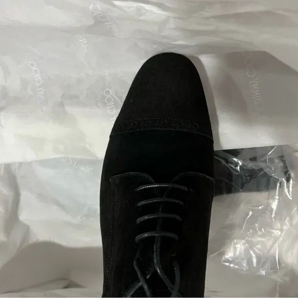 jimmy Choo Mens black dress shoe suede, laces size 39