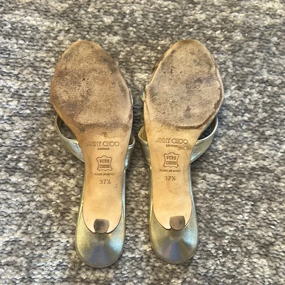 Jimmy Choo timeless Gold kitten Heel shoes 37.5/7.5