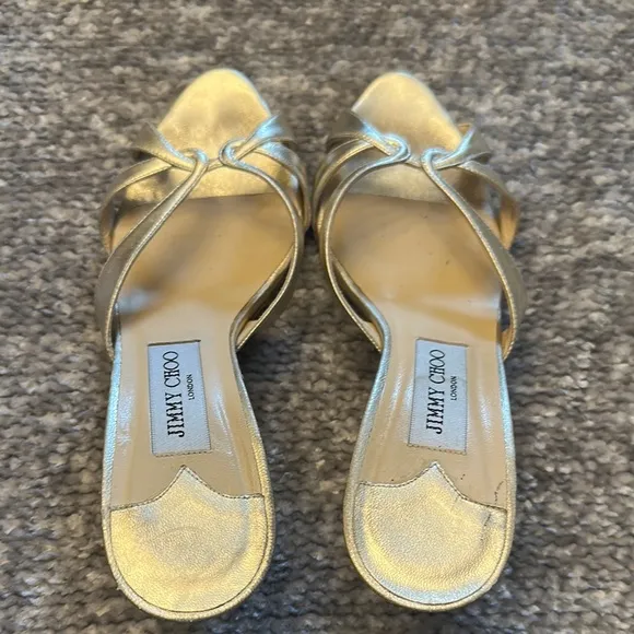Jimmy Choo timeless Gold kitten Heel shoes 37.5/7.5