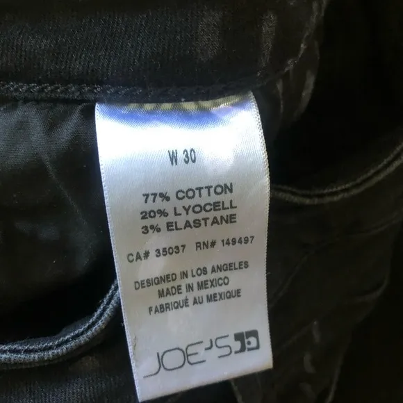 JOE’S JEANS High Rise button fly flare 70’s jean, women’s size 30