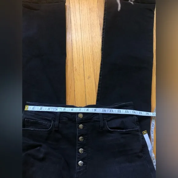 JOE’S JEANS High Rise button fly flare 70’s jean, women’s size 30