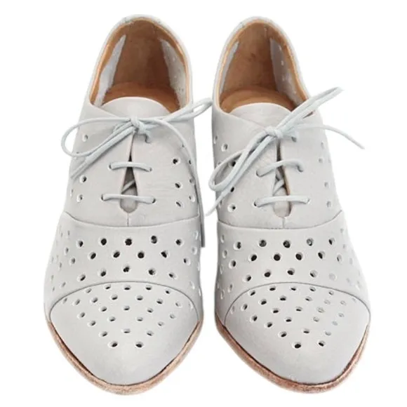 John Fluevog Audrey Ice Gray Stacked Heel Perforated Lace Up Shoes Size 8.5