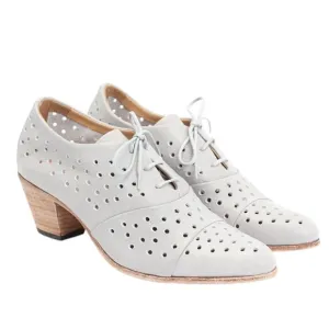 John Fluevog Audrey Ice Gray Stacked Heel Perforated Lace Up Shoes Size 8.5