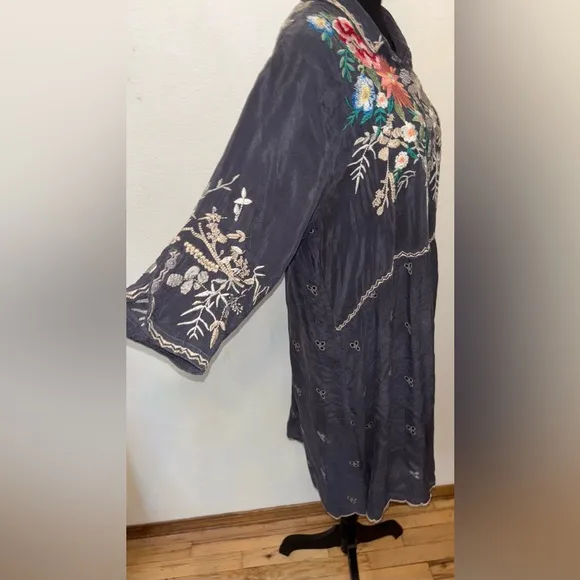 JOHNNY WAS Rare Azzy Size LG Floral Embroidered Long Tunic Dress- oversized fit