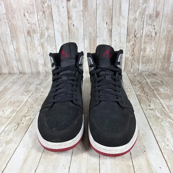 Jordan 1 Mid Basketball Shoes Black Silver Red Trim Sneakers Size 13‎