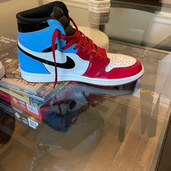 Jordan 1 Retro High Fearless UNC Chicago Sneakers