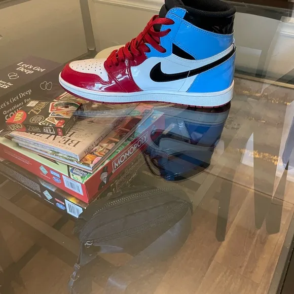 Jordan 1 Retro High Fearless UNC Chicago Sneakers