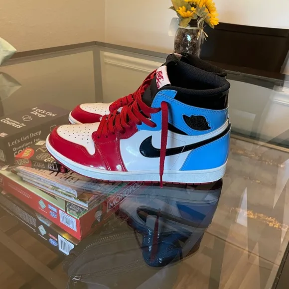 Jordan 1 Retro High Fearless UNC Chicago Sneakers