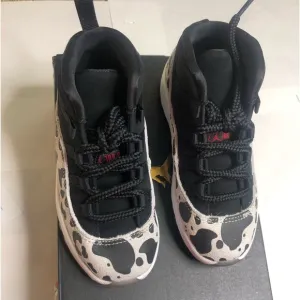 Jordan 11 Retro Shoes