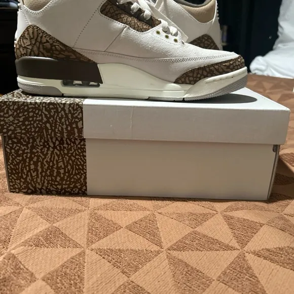 Jordan 3 Retro - White and Brown
