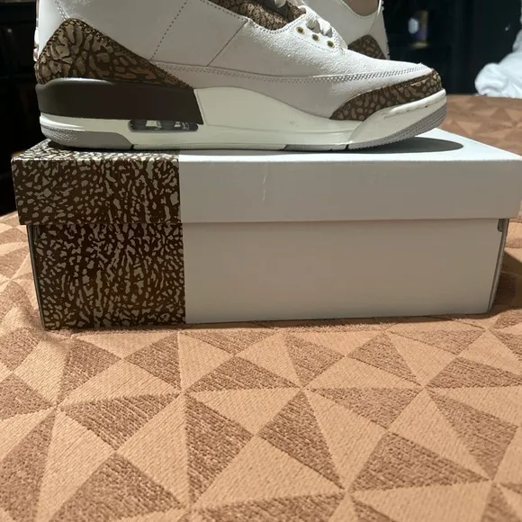 Jordan 3 Retro - White and Brown