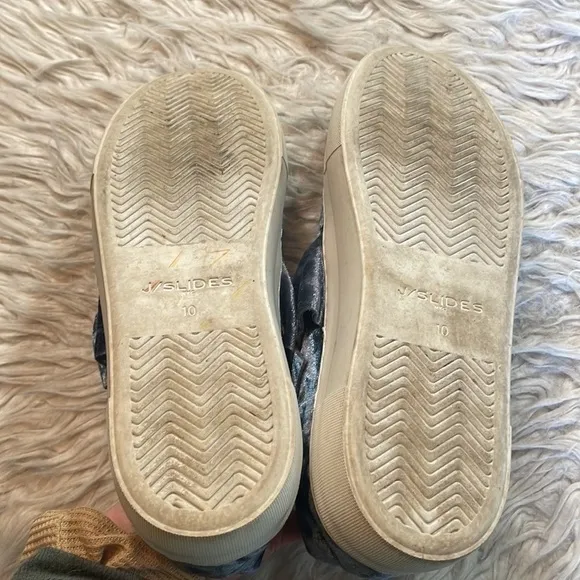 J/Slides Crushed Velvet Blue Annabelle Bow Slide On Sneakers