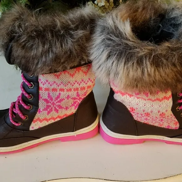 Justice boots size 6 used in great condition