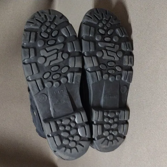 Kamik Skidoo winter boots 9