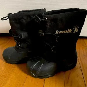 KAMIK WINTER SNOW BOOTS - Toddler SIZE 8