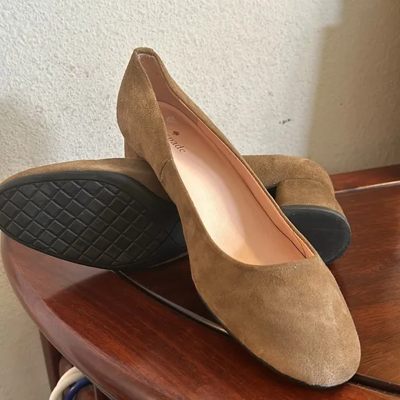 Kate Spade Suede Shoes Size 8.5