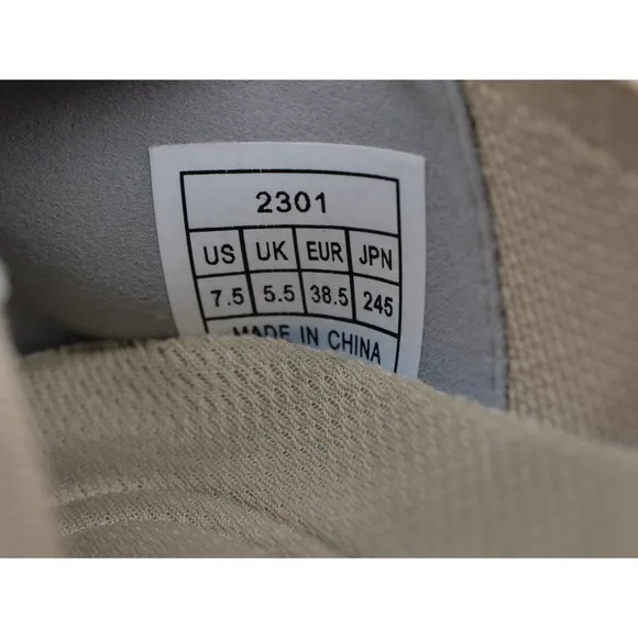 KBZone Shoes Womens 7.5 Beige Knit Flats Round Toe Slip On Casual Comfort Ballet
