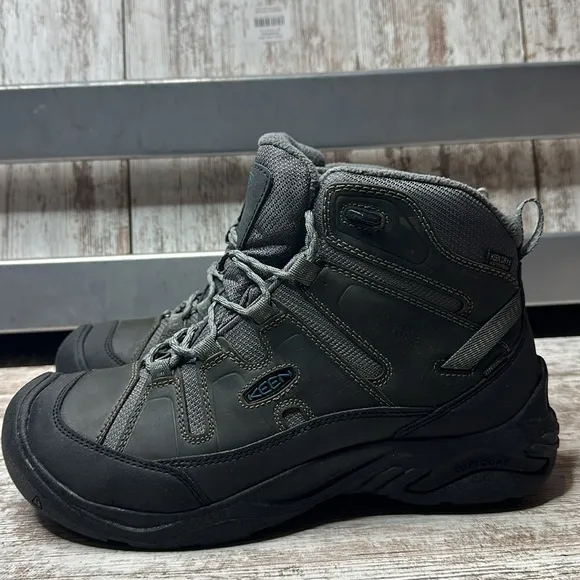 Keen Circadia Mid Hiking Boots gray Men’s Sz 11.5