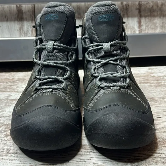 Keen Circadia Mid Hiking Boots gray Men’s Sz 11.5