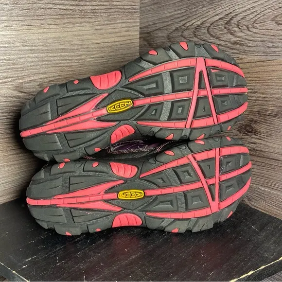 Keen pagosa mid waterproof purple hiking boots
