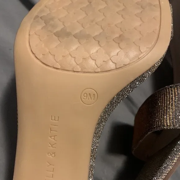 Kelly and Katie open toe heel. Size 9