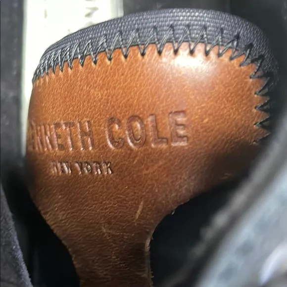 Kenneth Cole New York Black Techno Chukka Boots Minimalist Style