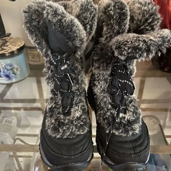 Kids Black Winter Boots size 13-NorthFace