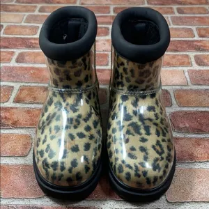 Koolaburra by UGG Leopard Print Boots Size 6